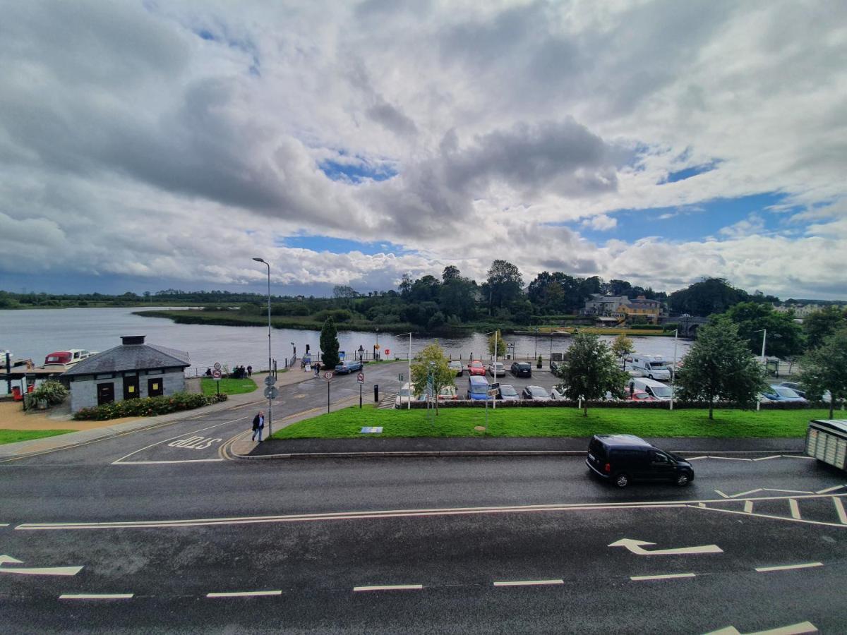 Waterfront View Apartment Carrick-on-Shannon Exterior photo